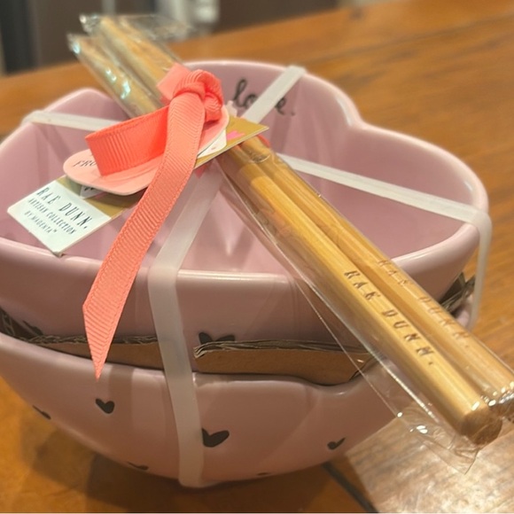 Rae Dunn two heart bowls with chopsticks - Picture 2 of 7